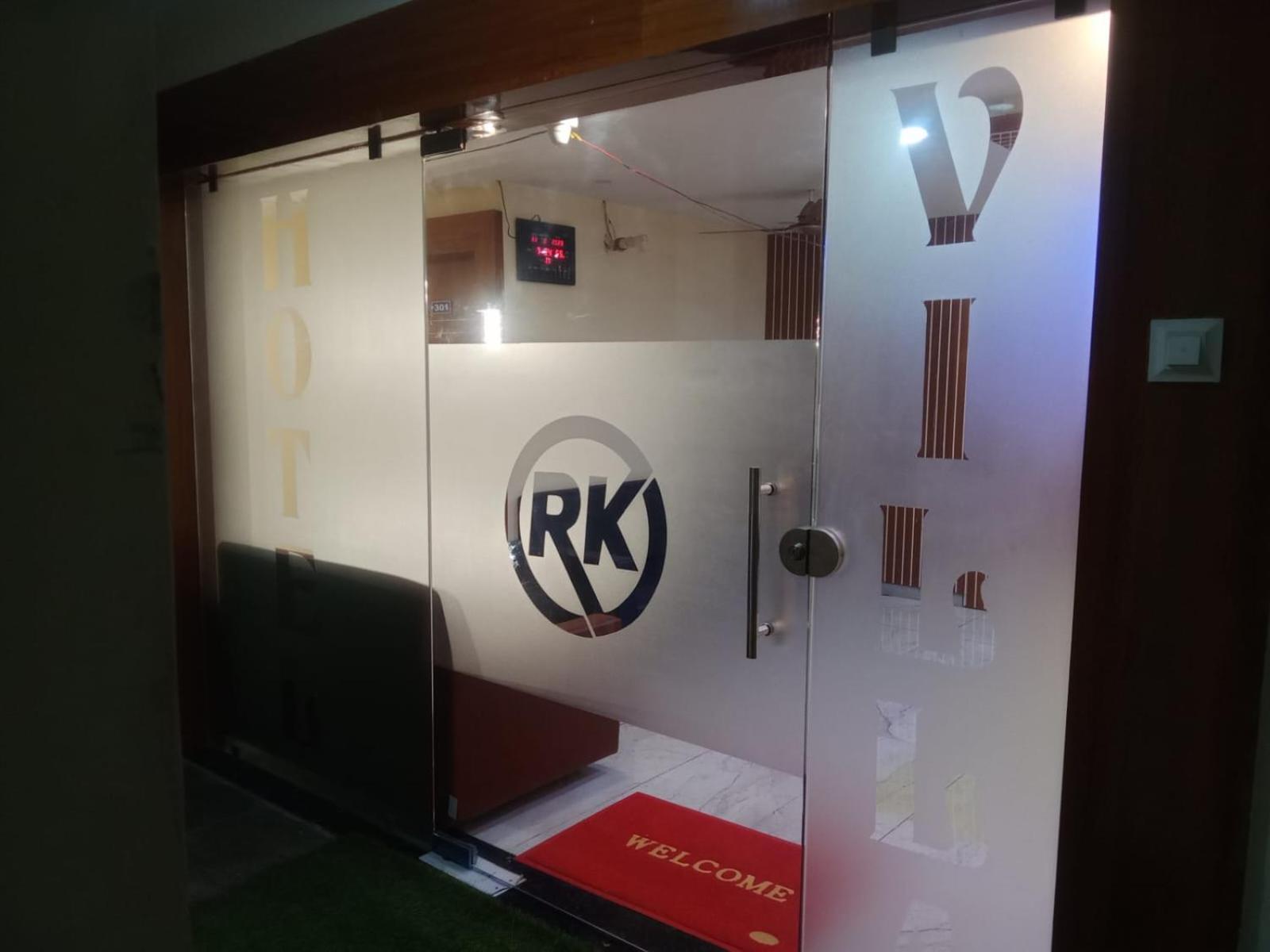 Hotel Rk Villa Vadodara Exteriör bild
